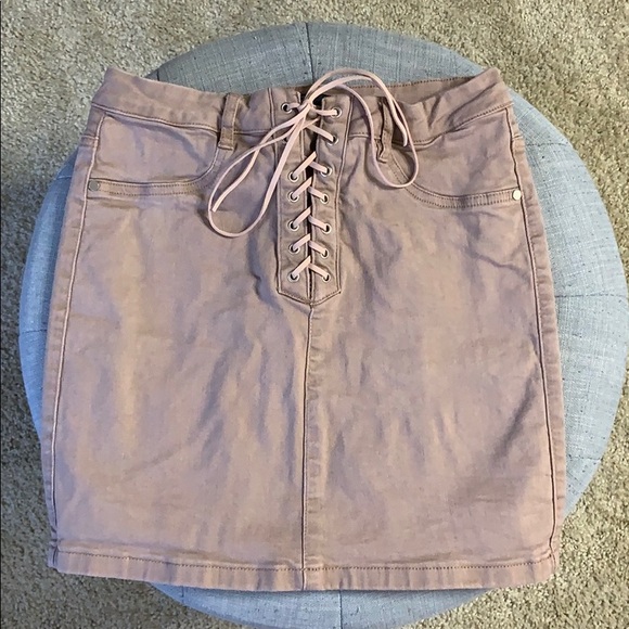 EVERYTHING MUST GO Lace up tan Missguided skirt - Picture 2 of 4